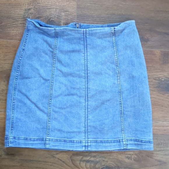 Free people denim mini skirt - Picture 1 of 4